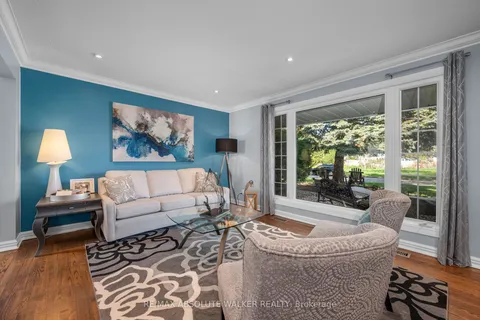 2238 Louisiana Avenue, Alta Vista and Area, ON K1H 6T6