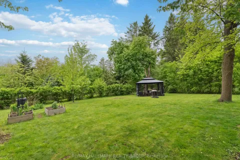 54 Lismer Crescent, Kanata, ON K2K 1A2