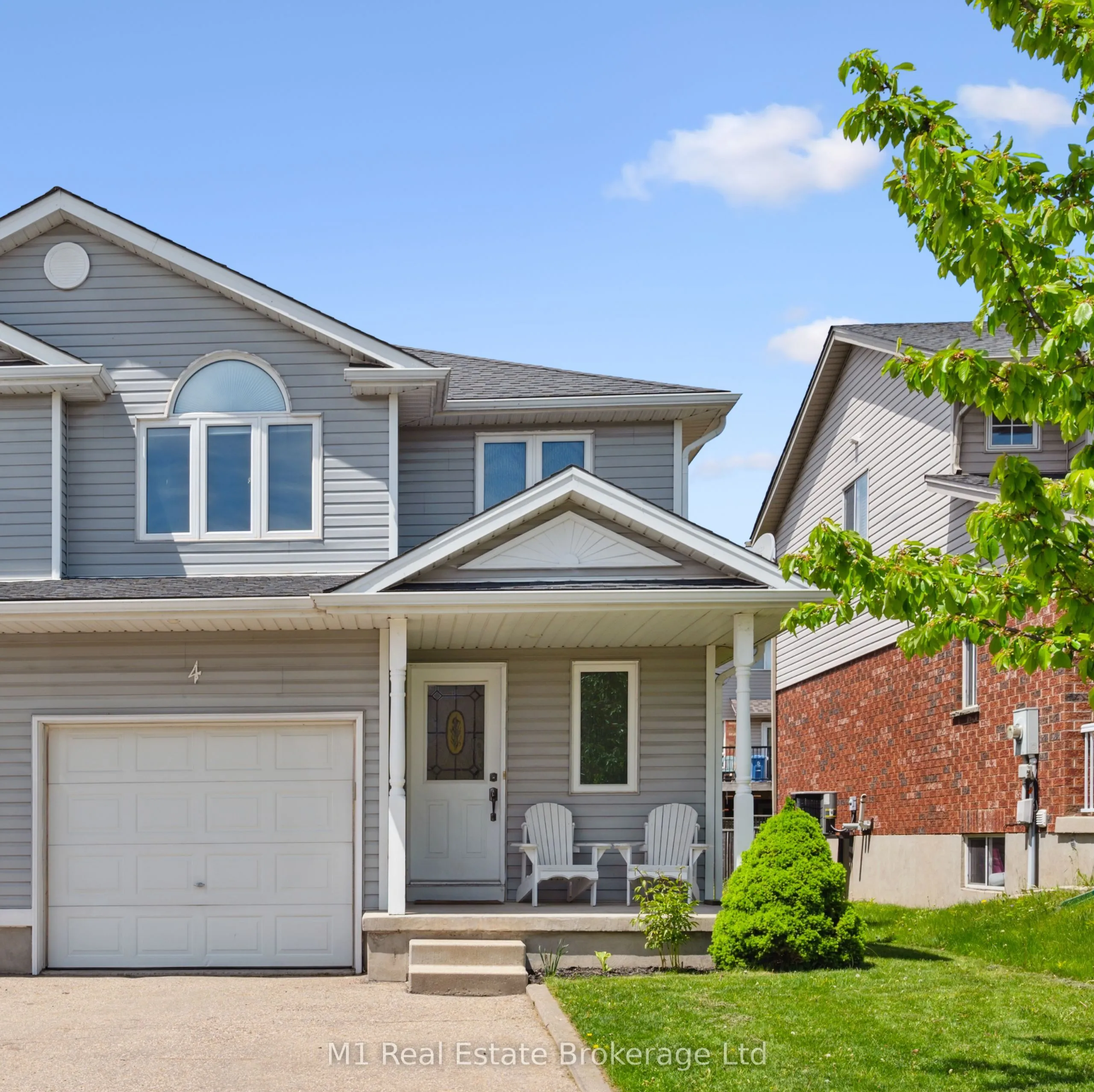 4 Sandcreek Lane, Guelph, ON N1E 7K7