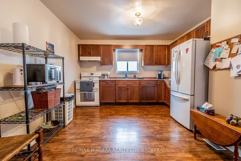 14 JENNIFER Crescent, ON L2M 7Y9