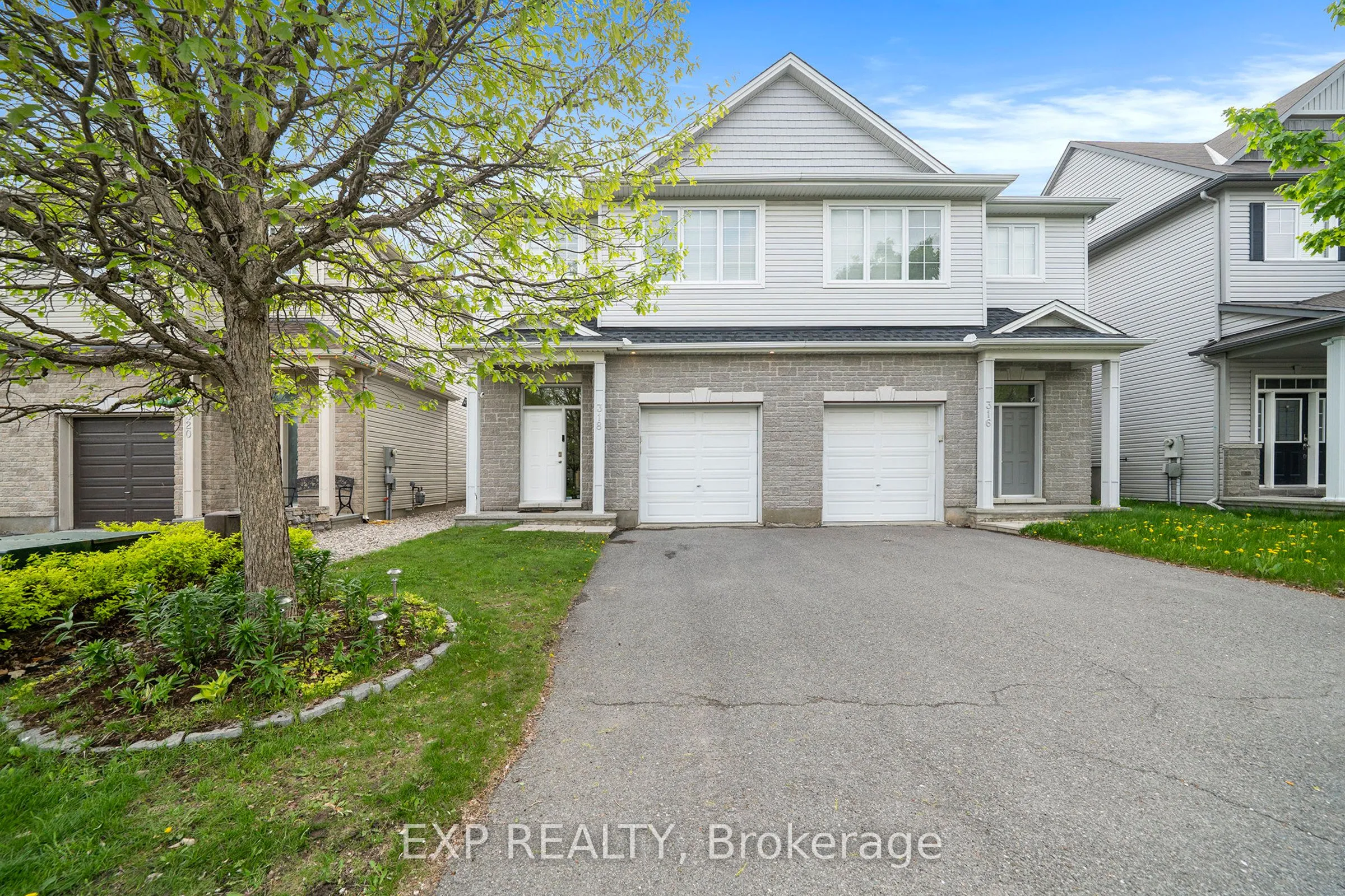 318 Kippen Place, ON K2J 0N8