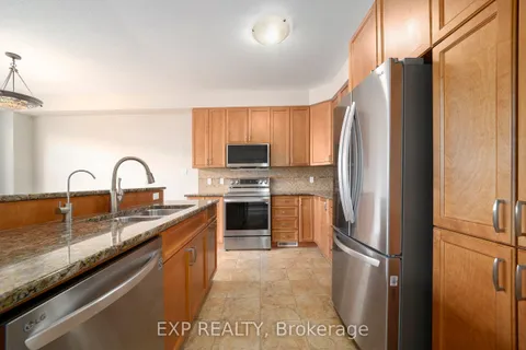 318 Kippen Place, ON K2J 0N8