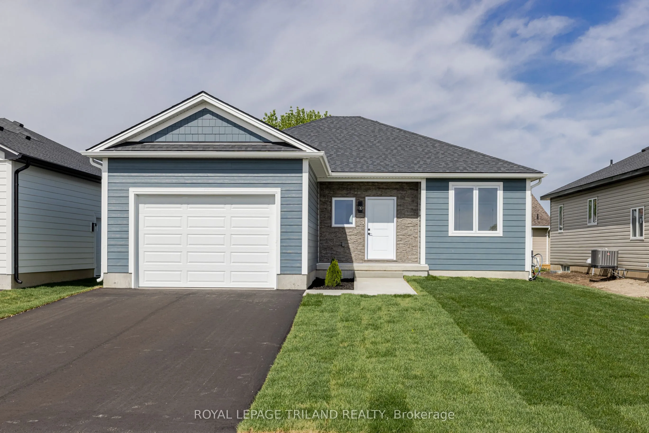 49 Rebecca Drive, ON N5H 0A1