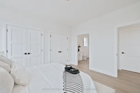 49 Rebecca Drive, ON N5H 0A1