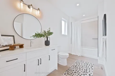 49 Rebecca Drive, ON N5H 0A1