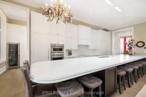 11 Lambeth Lane, ON N0B 2J0
