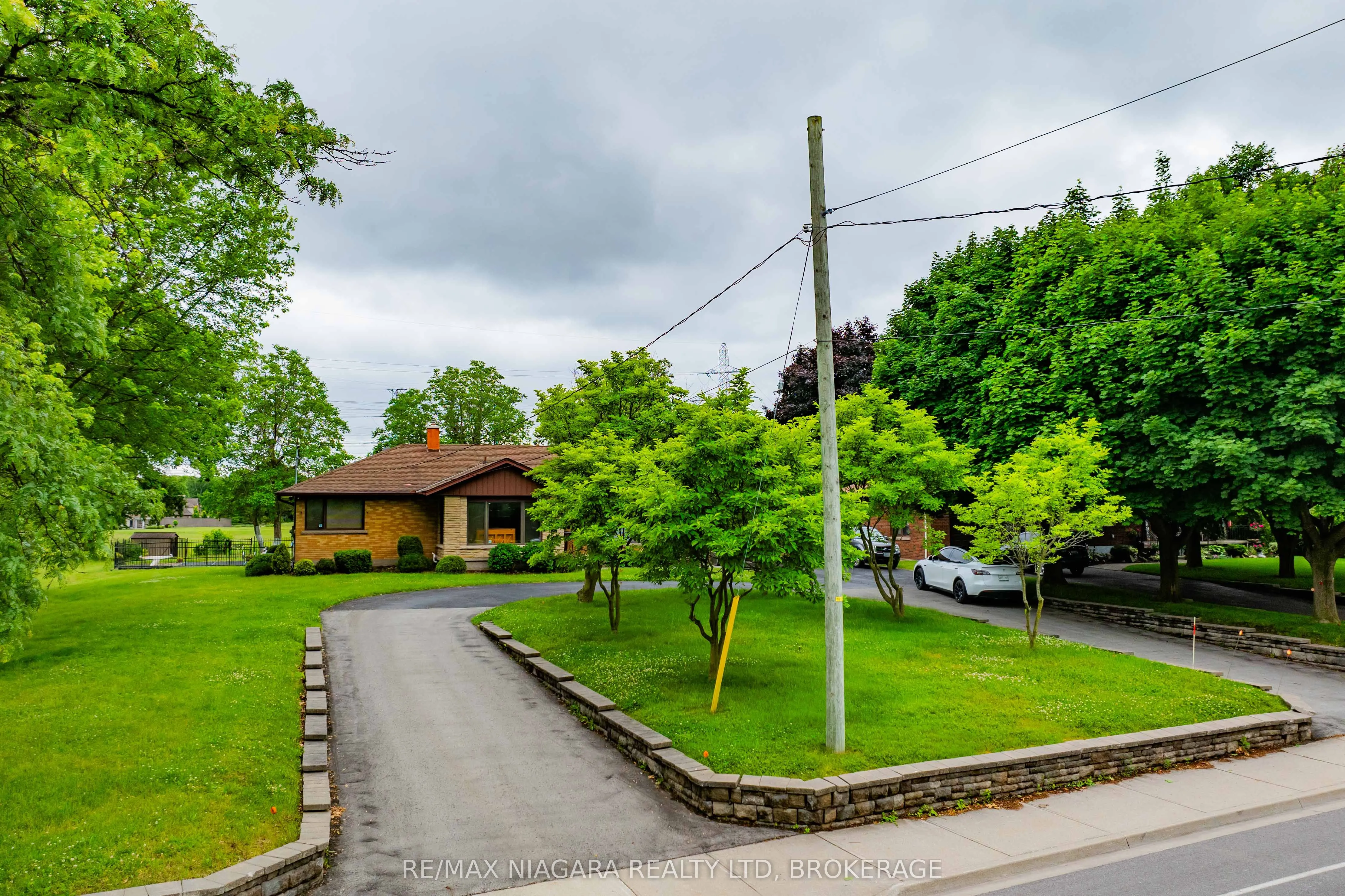 6378 Mountain Road, ON L2E 6S4