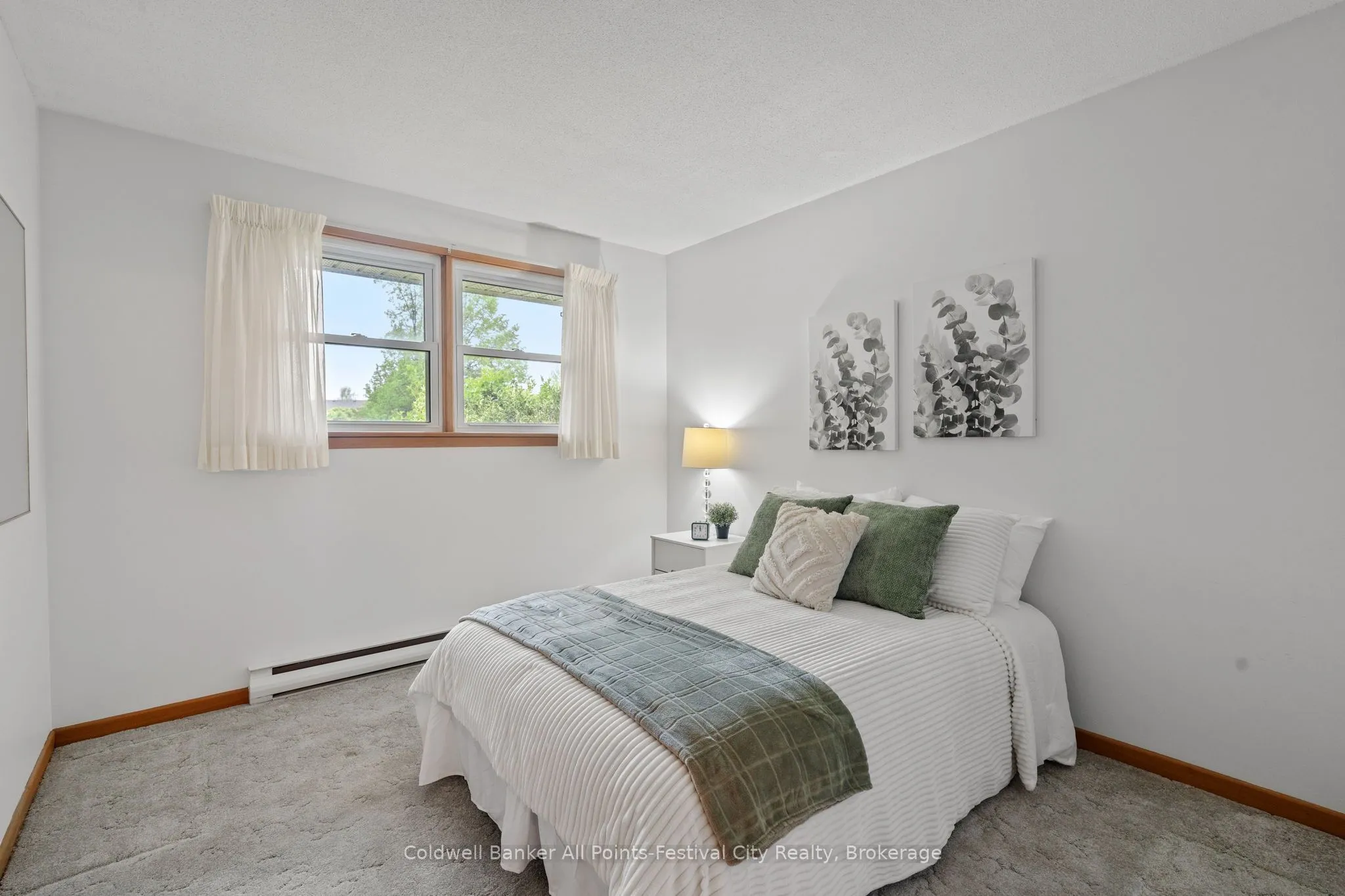 4 Suncoast Drive, ON N7A 1X1
