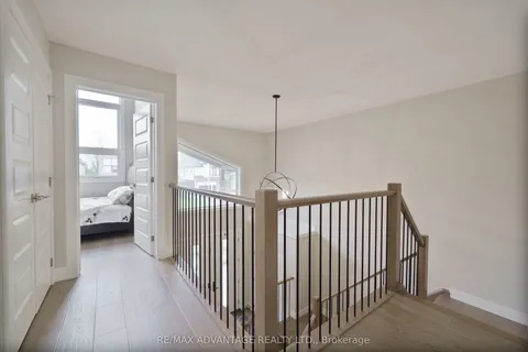 2111 Ironwood Road, ON N6K 0H8