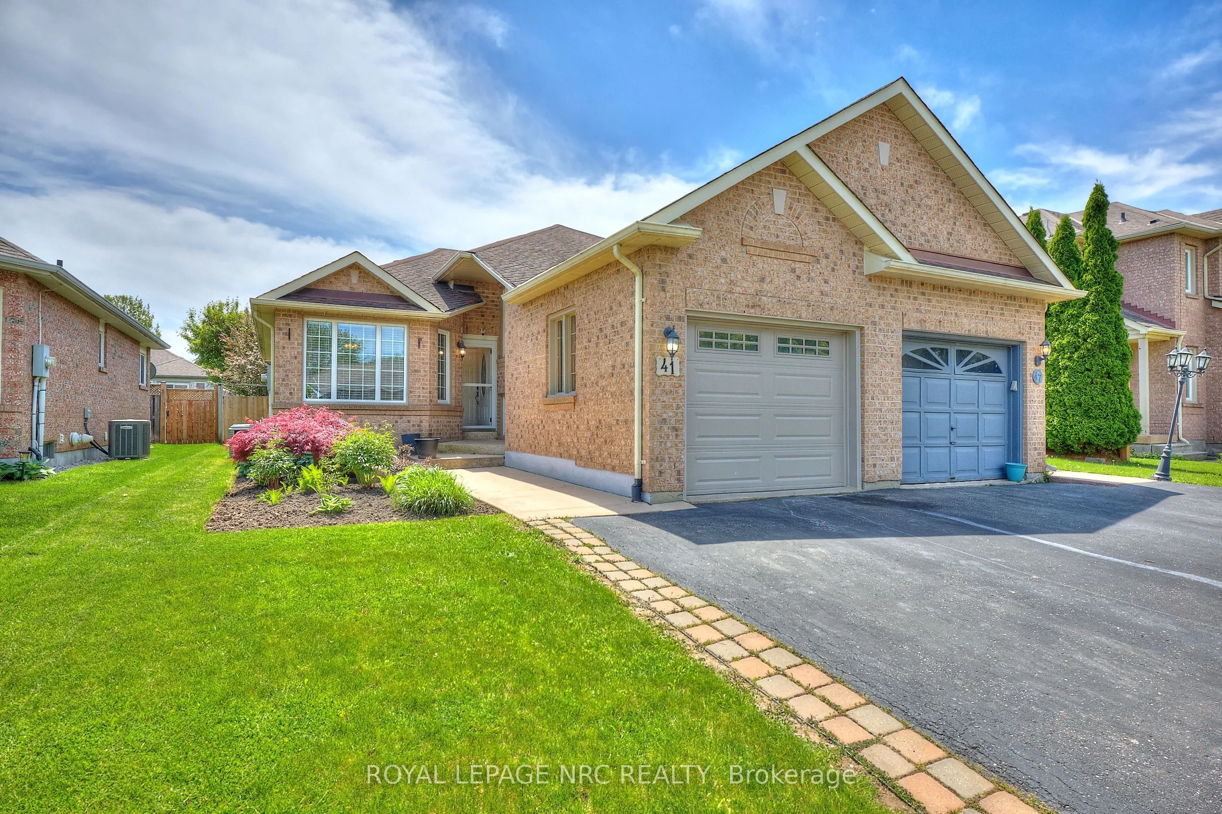 41 Jackson Court, ON L3C 7G2