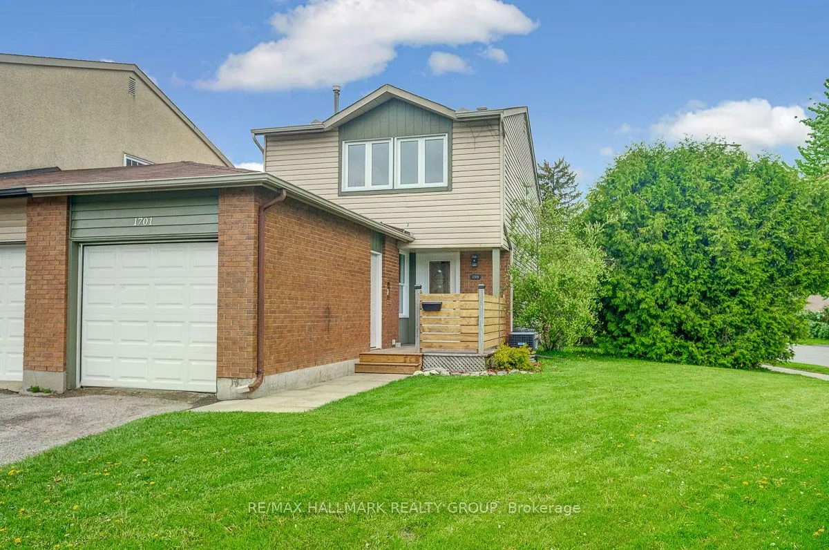 1701 Lafrance Drive, ON K1E 2L7