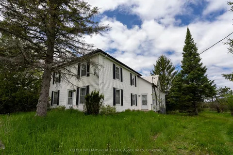 2511 County Road 15 Road, ON N8M 2X6