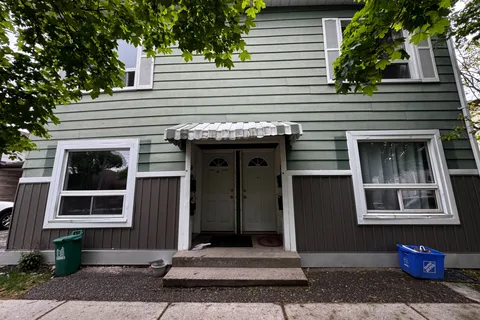 37 & 39 Pearl Street, ON N3T 3N5