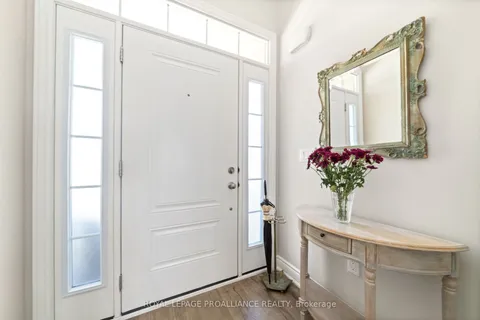 737 James Sweetman Avenue, ON K9A 0K7
