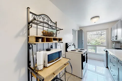 113 Albert Street, ON K9V 6G1