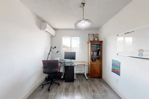 113 Albert Street, ON K9V 6G1