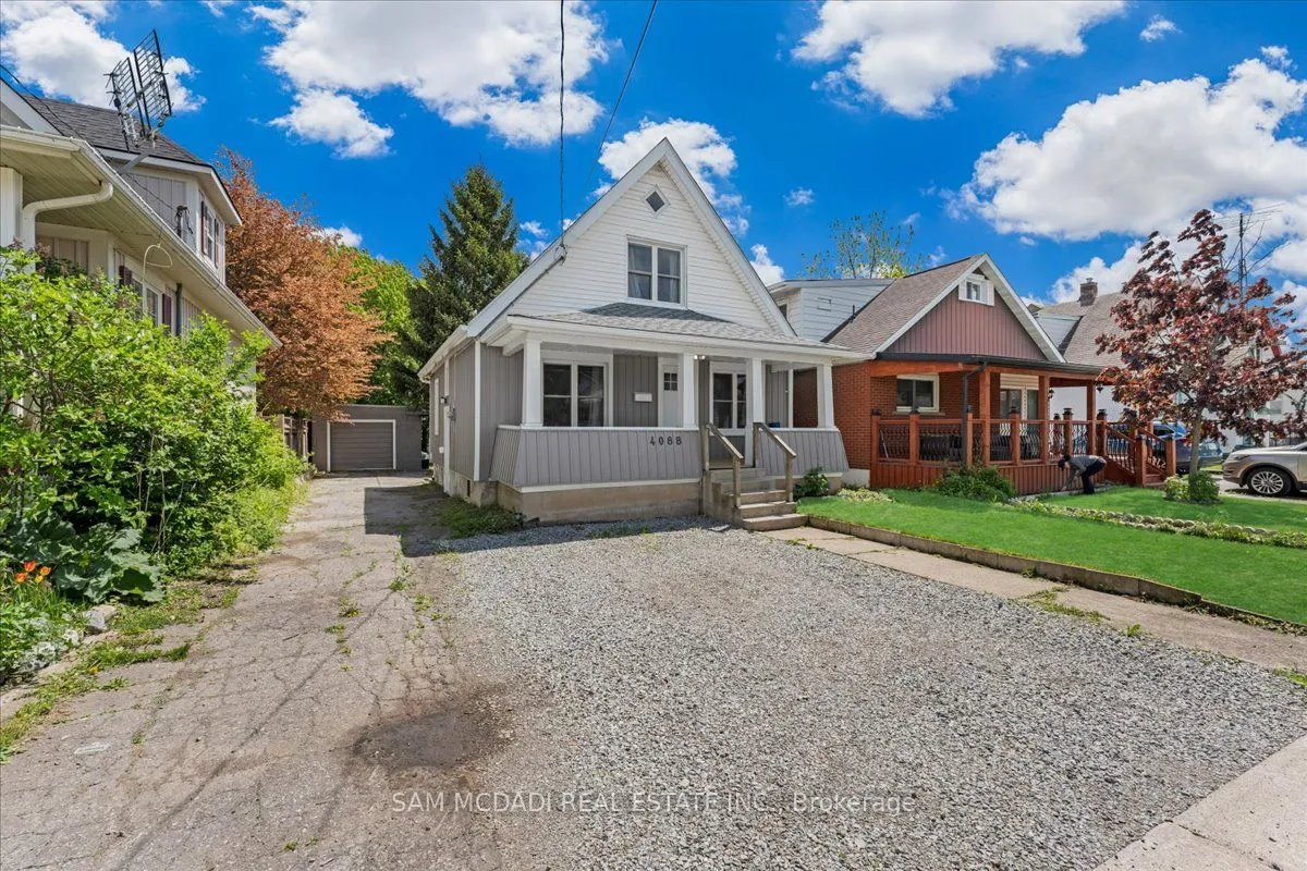4088 Broughton Avenue, ON L2E 3K6