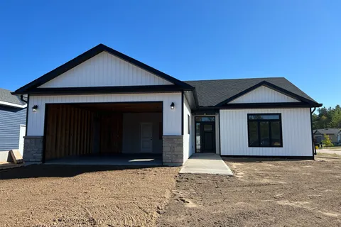 4 Durant Street, ON K8H 0H3