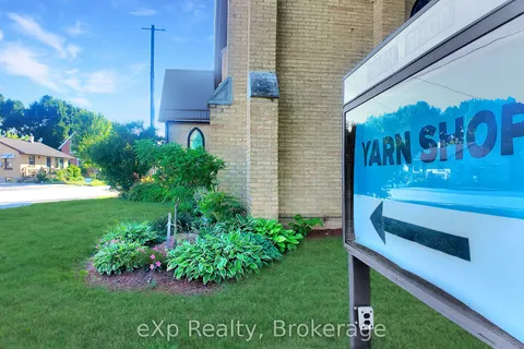 210 8th Street, ON N4N 1J5
