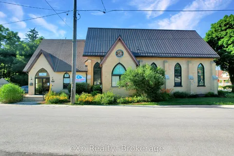 210 8th Street, ON N4N 1J5