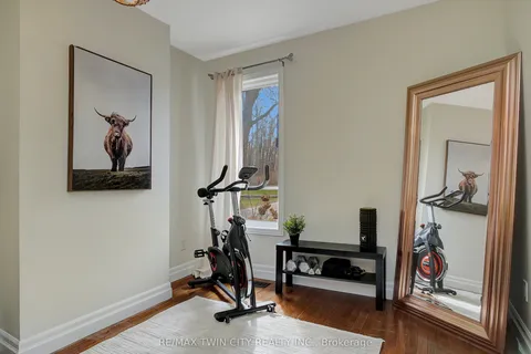 108 Blenheim Road, ON N1S 1G1