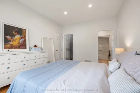 34 Schooner Drive, ON K7K 7J8