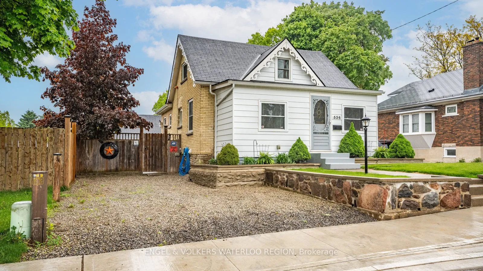 536 Church Street, ON N3H 1X5