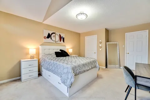 52 Canning Crescent, ON N1T 1X2