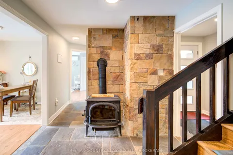 1729 BATHURST UPPER 5TH CONCESSION Road, ON K7H 3C9