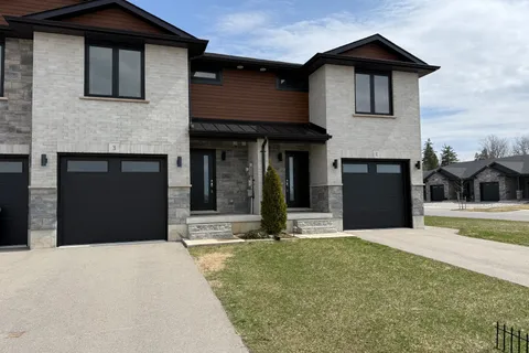 3 Trailside Drive, ON N4X 0A8