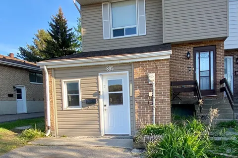 895 Tackaberry Drive, ON P1B 4R8