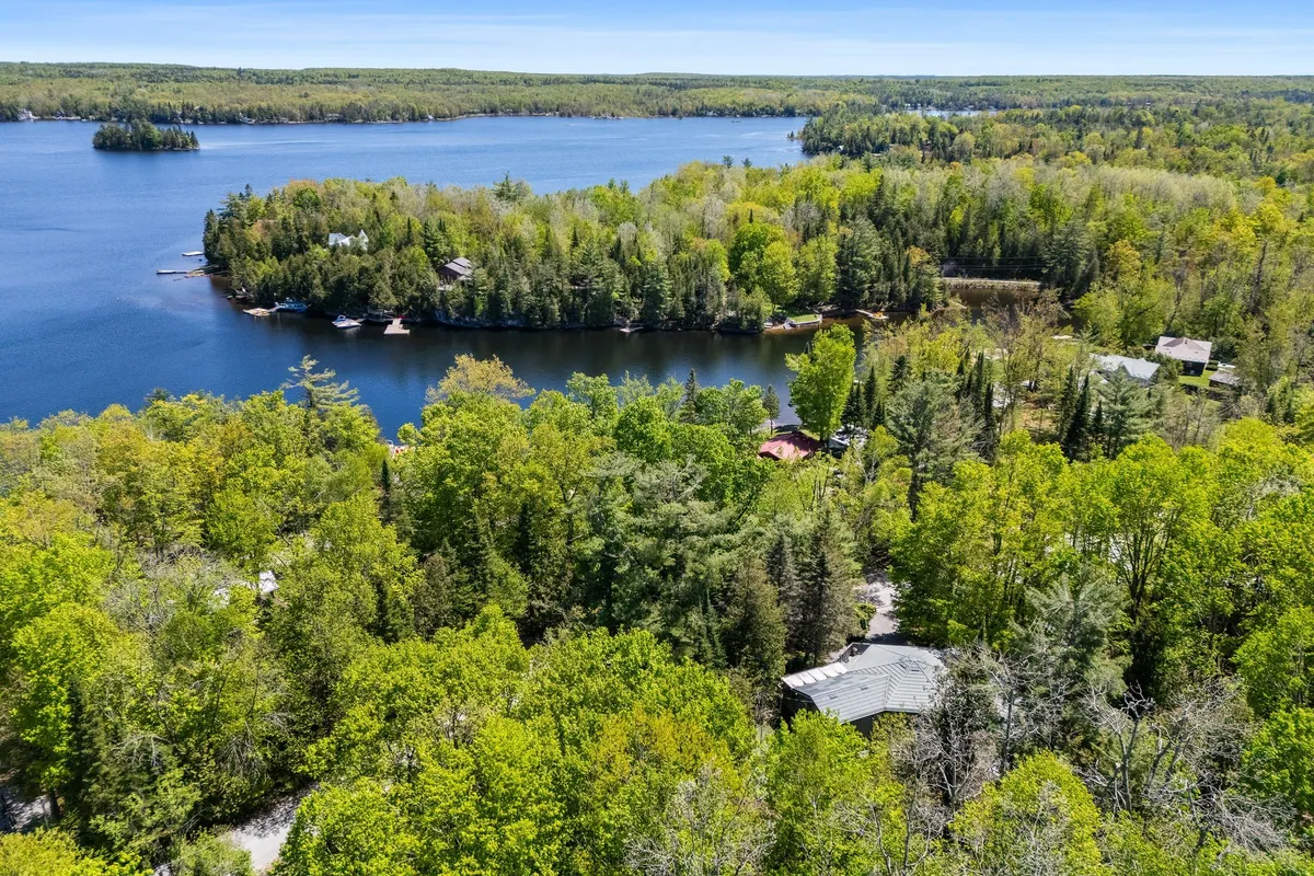 39 Shadow Lake Rd 3 N/A, ON K0M 1K0