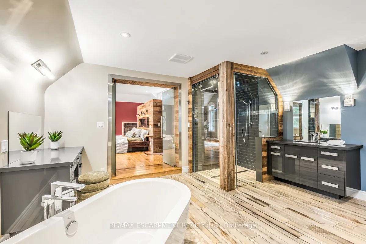 1399 Safari Road, ON L8B 1S6