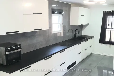 249 Wallace Avenue, ON L3B 1R7