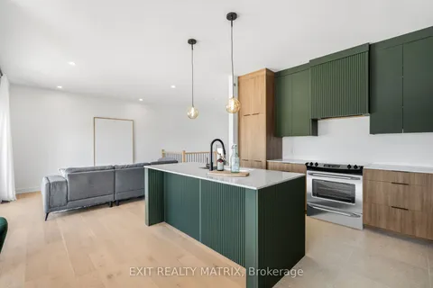 16 Mayer Street, ON K0A 2M0