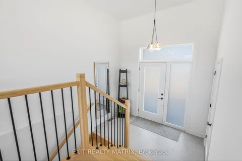 16 Mayer Street, ON K0A 2M0