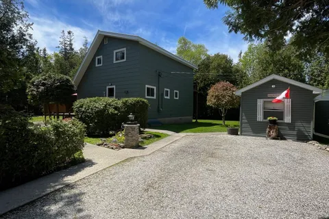 245 Whiskey Harbour Road, ON N0H 2T0