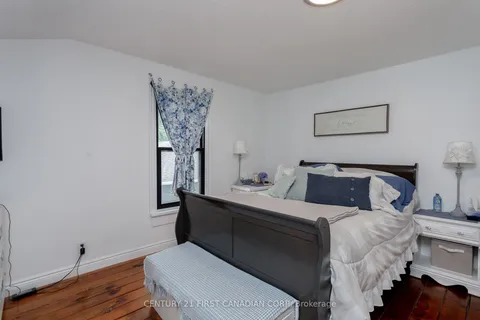 331 Erie Street, ON N5L 1E3