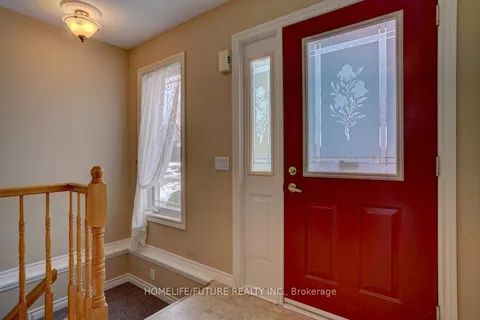 11 Alder Court, ON K8P 5L5
