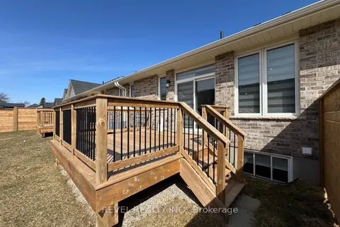 105 Livingston Drive, ON N4G 0J3