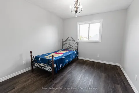 634 Kennard Crescent, ON N2Z 1T4
