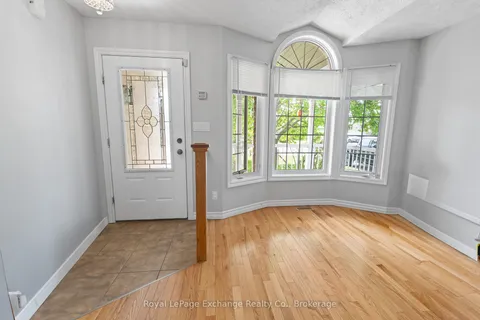 634 Kennard Crescent, ON N2Z 1T4