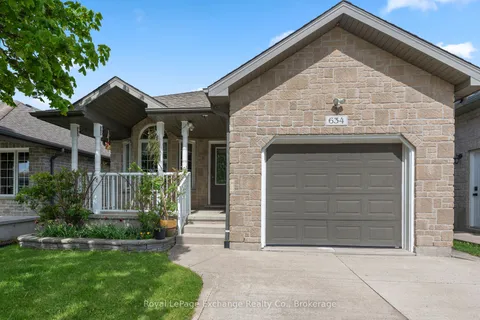 634 Kennard Crescent, ON N2Z 1T4