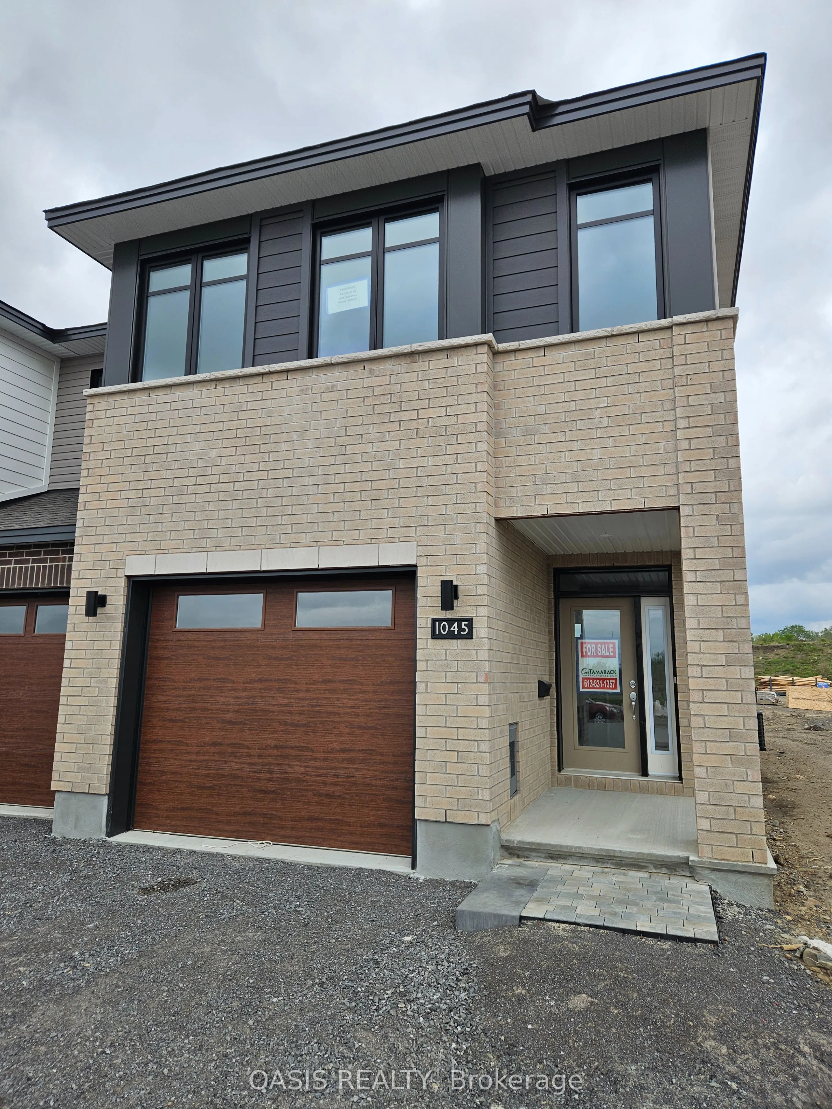 1045 Cope Drive, ON K2S 3B5