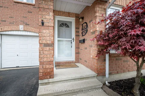 81 SCHOONER Drive, ON K7K 7K1