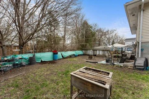 744 Selkirk Road, ON K7P 1A5