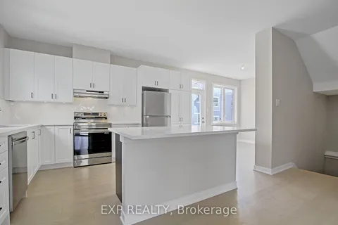 98 PIZZICATO Street, ON K1C 7G4