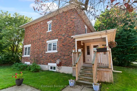 121 Queen Street, ON N0G 2L1