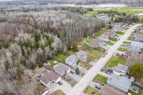 293 Osprey Crescent, ON P0H 1H0