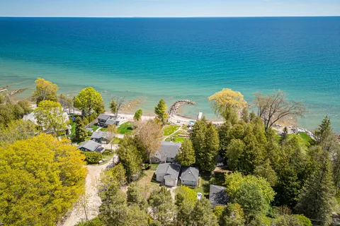 117 Kiowana Beach Road, ON N4L 1W5
